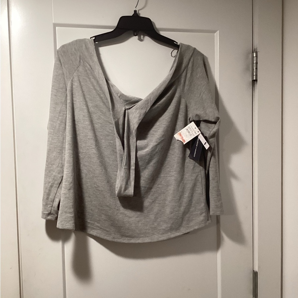 NWT Melrose And Market Size 2X Top Grey Light Heather‎